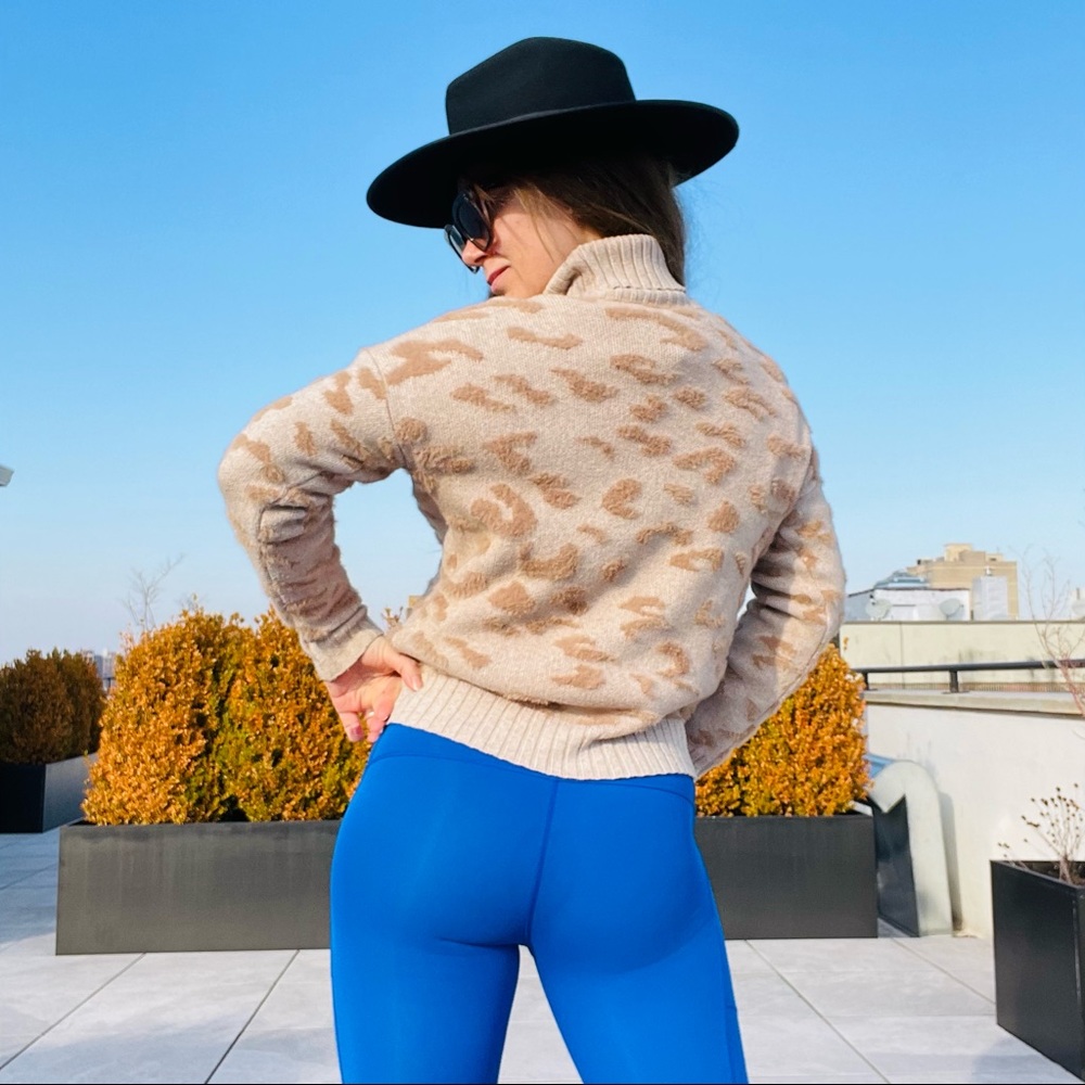 FATE Leopard Pattern Drop Shoulder Sweater - Picture 7 of 16